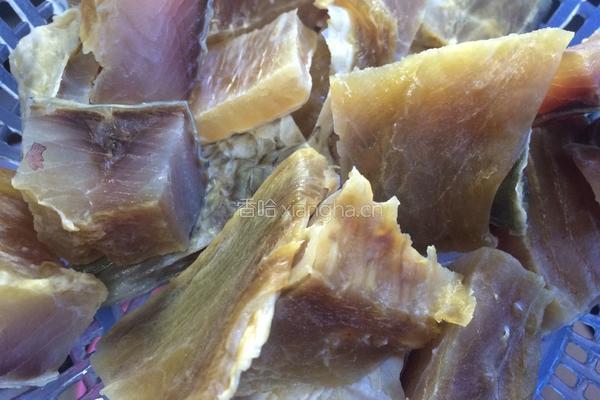 农家干椒烧腊鱼的做法图解2