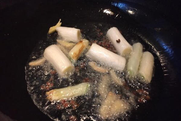 土豆炖牛肉的做法图解3