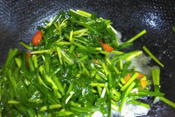 红椒炒韭菜的做法图解5