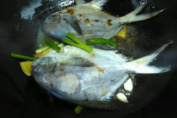 红烧鯧鳊鱼的做法图解3