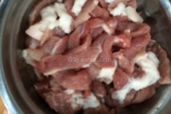 肉炒莲藕萝卜丝的做法图解2