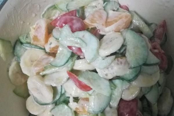 蔬菜水果沙拉的做法图解4