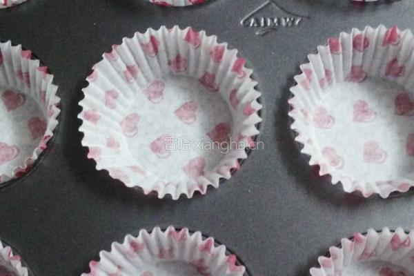 蓝莓纸杯蛋糕的做法图解8