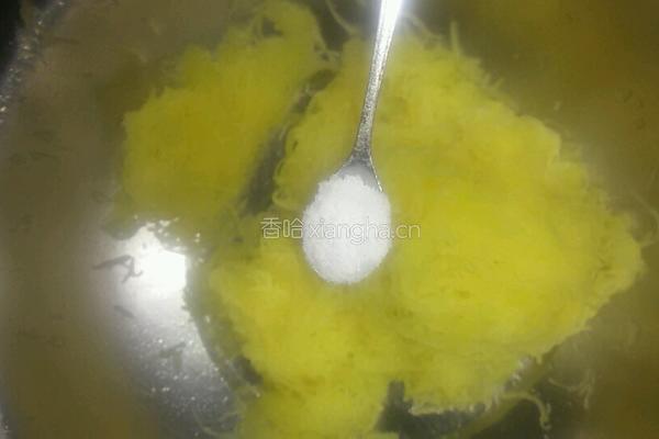 凉拌金瓜丝的做法图解2