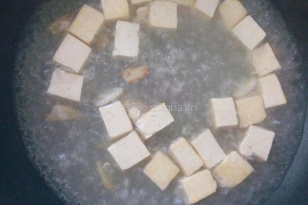 豆腐蛤蜊汤的做法图解2