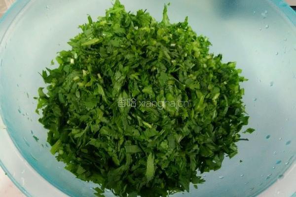 素菜饺的做法图解1
