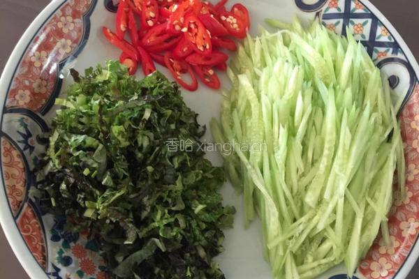 凉拌鸡丝苦荞面的做法图解5