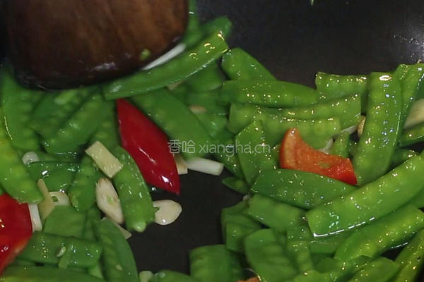 荷兰豆炒腊味的做法图解8