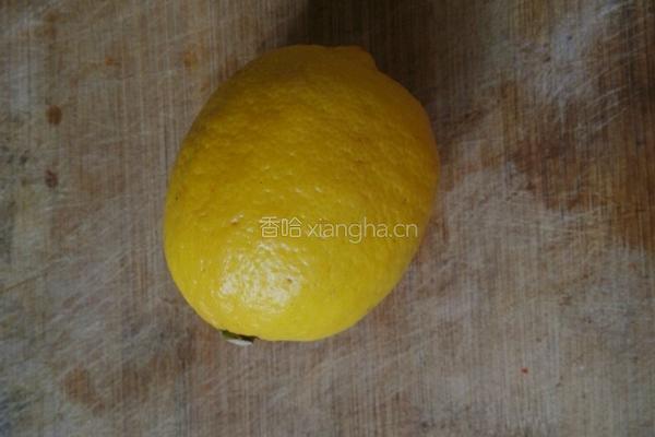 柠檬蜂蜜水的做法图解1