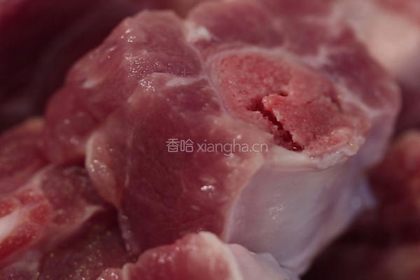 红烧排骨的做法图解1