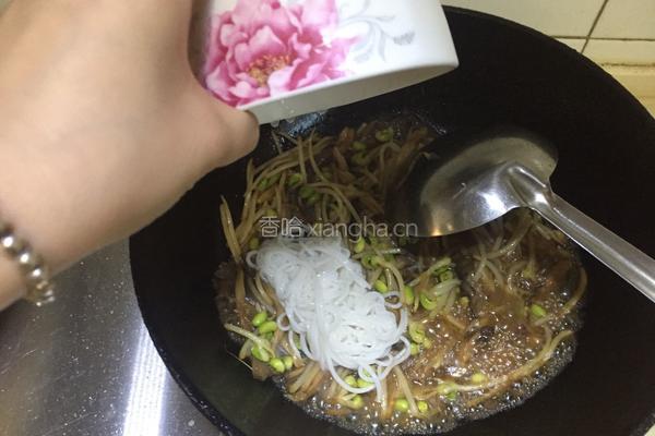 豆芽菜炒粉的做法图解9
