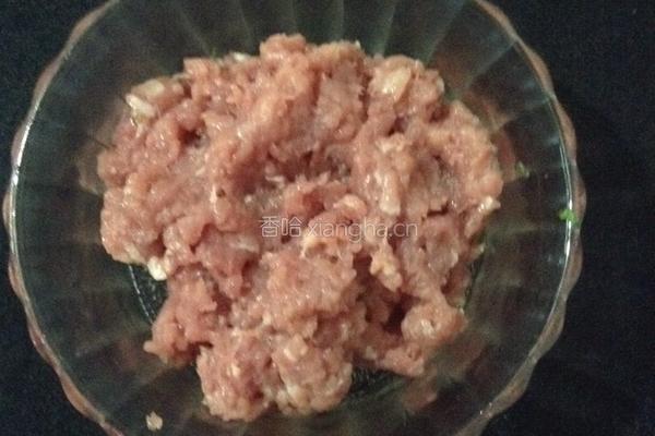 韭菜猪肉锅贴的做法图解1