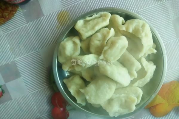 猪肉芹菜饺子的做法图解7