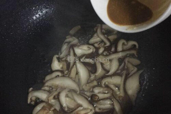 香菇油菜的做法图解5