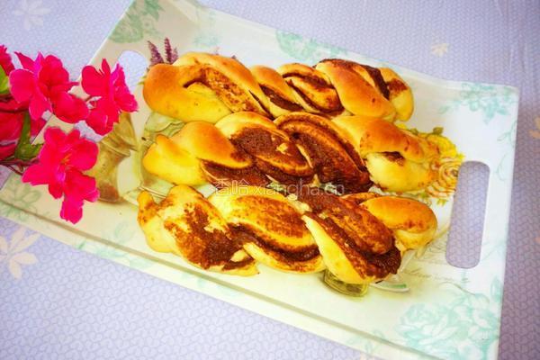 黑糖芝麻酱辫子面包的做法图解16