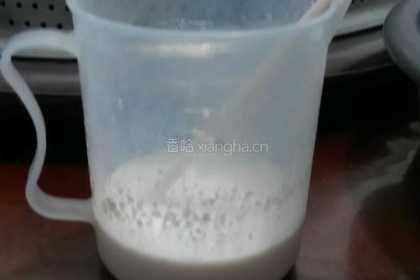 自制小面包的做法图解2