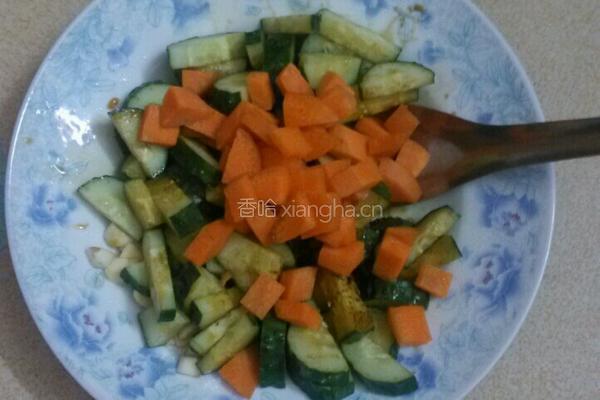 腌蒜香黄瓜的做法图解8