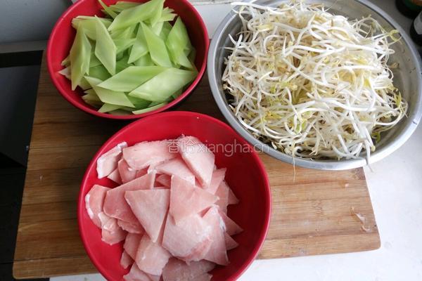 水煮肉片的做法图解1