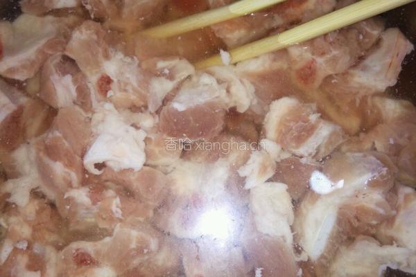 冬瓜炖排骨的做法图解1