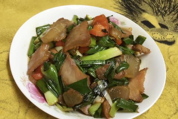 大蒜炒腊肉的做法图解10