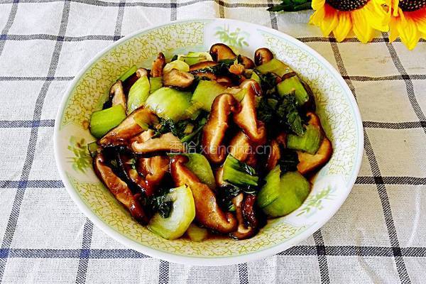 蚝油香菇油菜家庭版