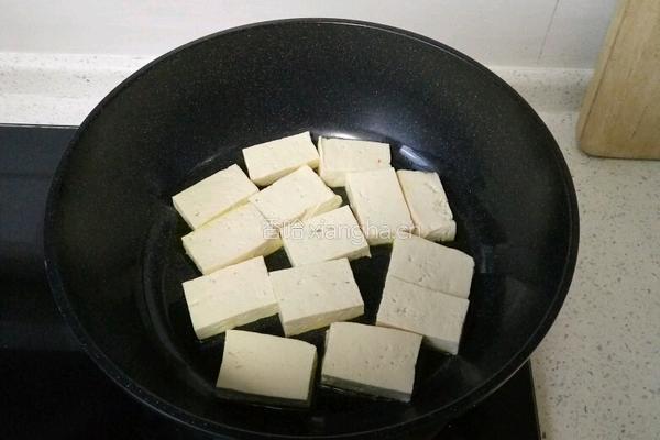 蚝汁豆腐的做法图解2