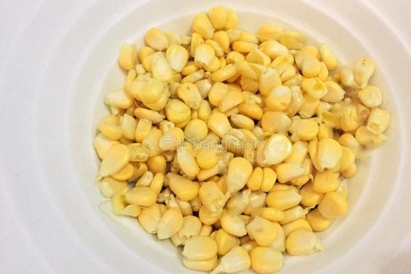 奶香玉米饼的做法图解1