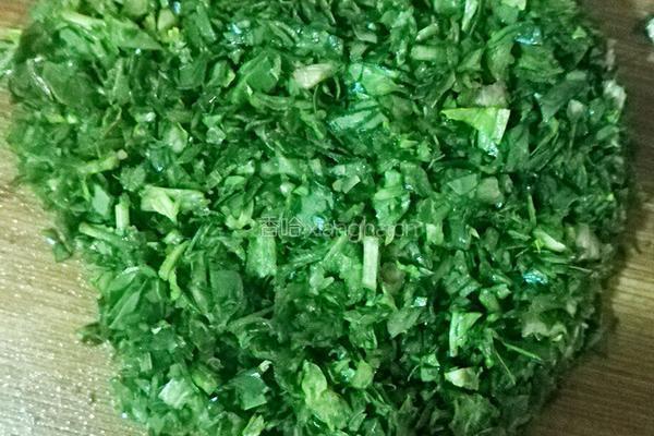 酥脆菠菜饼的做法图解2