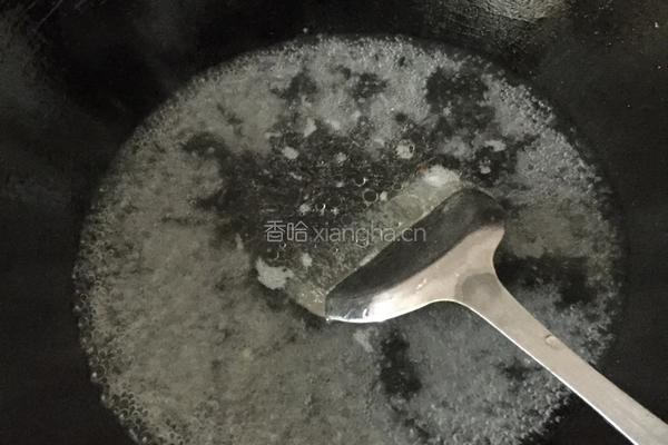 胡萝卜肉松炒面条的做法图解2