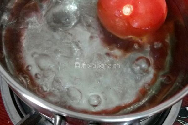 番茄汁鸡蛋面的做法图解3