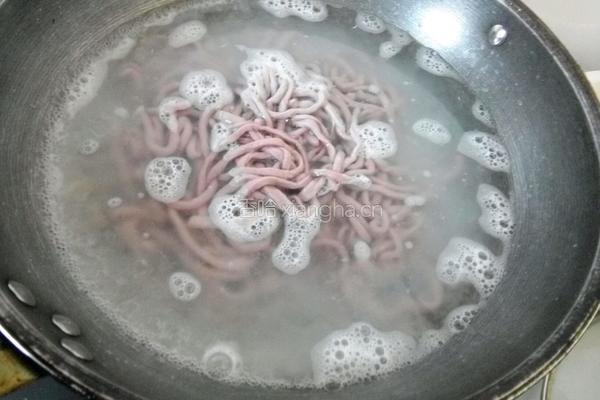 炸酱，紫薯面条的做法图解18