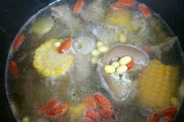 黄豆猪脚汤的做法图解7