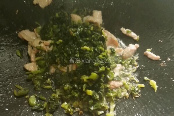 倒笃菜肉片炒平菇的做法图解4