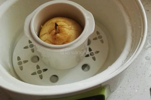 冰糖川贝炖梨的做法图解4