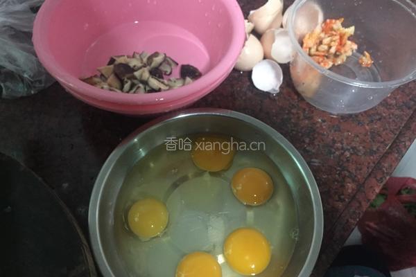 香菇虾米蒸水蛋的做法图解3