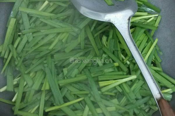 素炒韭菜的做法图解4