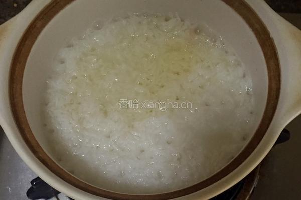 滑鸡煲仔饭的做法图解6