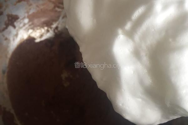 可可纸杯蛋糕的做法图解7