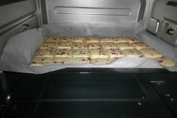 蔓越莓饼干的做法图解14