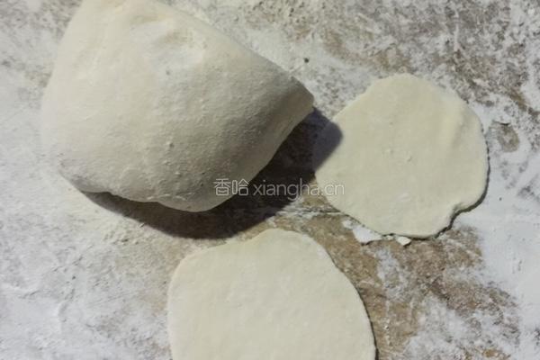 芨芨菜鸡蛋饺子的做法图解3