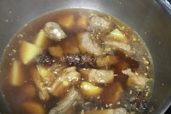 圆头儿土豆炖排骨的做法图解5