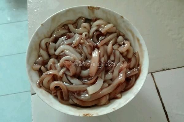 蒜苔鱿鱼丝的做法图解4