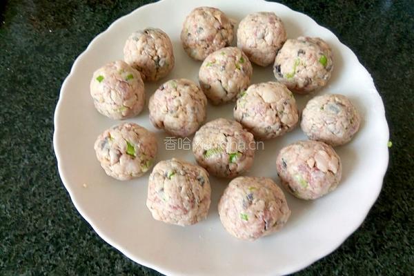 冬菇肉丸子的做法图解4