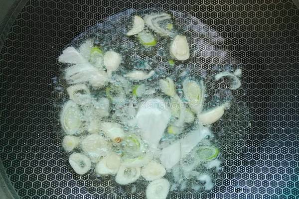 松仁玉米的做法图解3