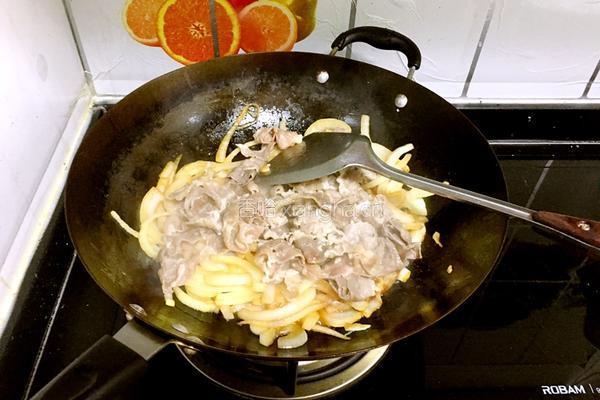 圆葱炒牛肉片的做法图解6