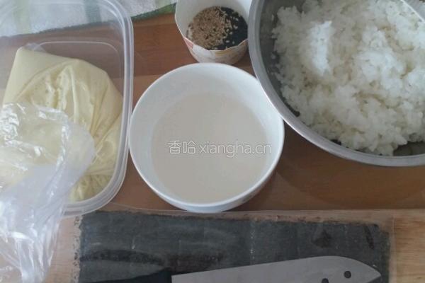 烤鸡紫菜卷的做法图解1