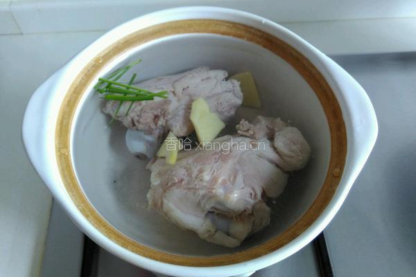 山药筒骨汤的做法图解6