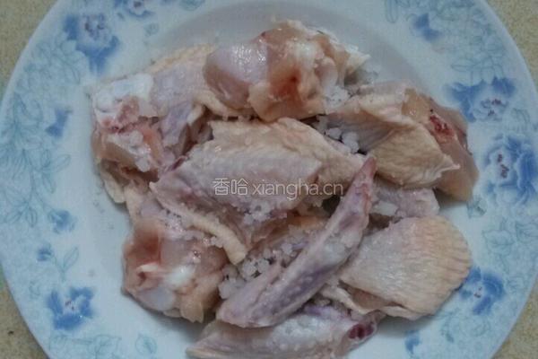 鸡翅炖蘑菇的做法图解2