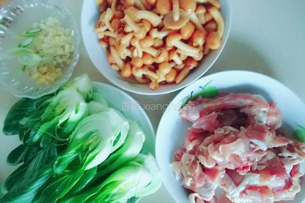 鸡肉炒滑子蘑的做法图解2