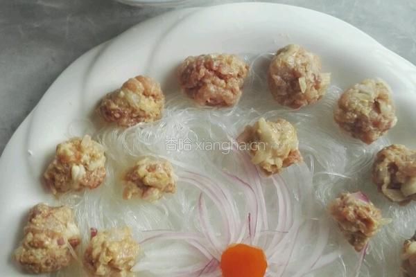 粉蒸洋葱肉丸的做法图解6